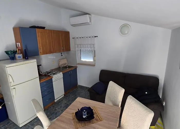 Gordana פאז'אנה